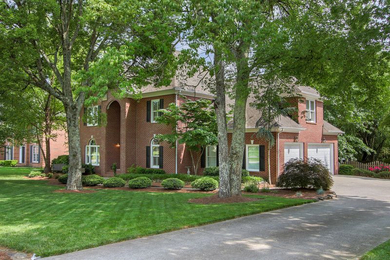 11454 Bancroft Ln, Knoxville, TN 37934