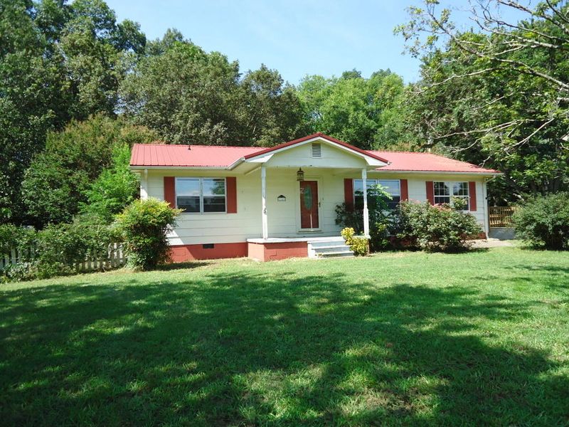 1147 County Road 660, Etowah, TN 37331