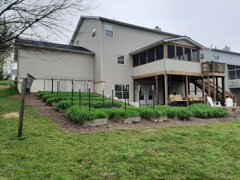 1148 Oak Haven Rd, Knoxville, TN 37932