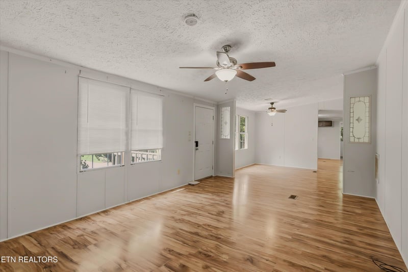 1148 Ridgeview Rd, Maryville, TN 37801