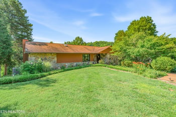 11482 Couch Mill Rd, Knoxville, TN 37931