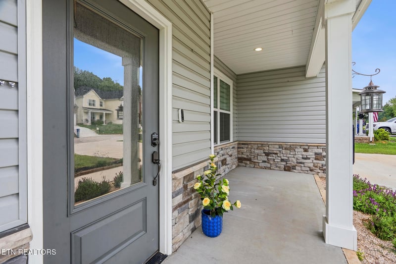 1149 Madison Oaks Rd, Knoxville, TN 37924