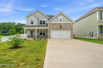 1149 Madison Oaks Rd, Knoxville, TN 37924