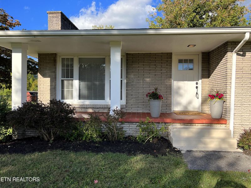 1149 Main St, Wartburg, TN 37887