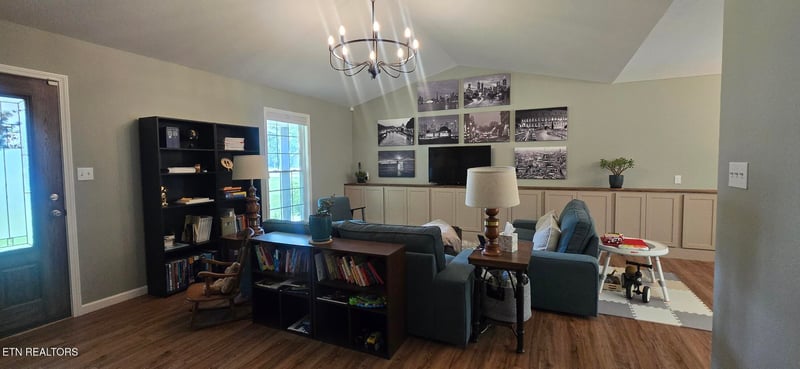 1149 Toomey Falls Rd, Oneida, TN 37841