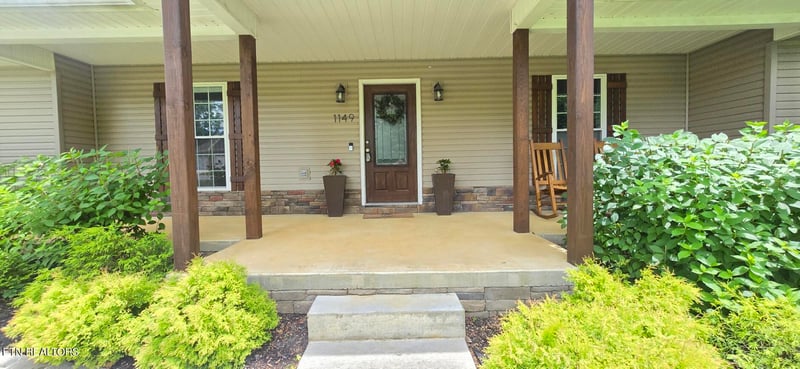 1149 Toomey Falls Rd, Oneida, TN 37841