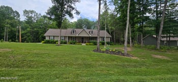 1149 Toomey Falls Rd, Oneida, TN 37841