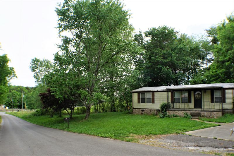 115 Bridges Rd, Heiskell, TN 37754