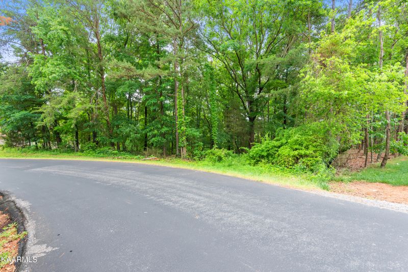 115 Chahyga Way, Loudon, TN 37774
