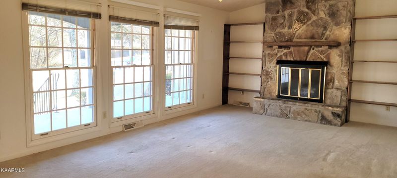 115 Claremont Rd, Oak Ridge, TN 37830