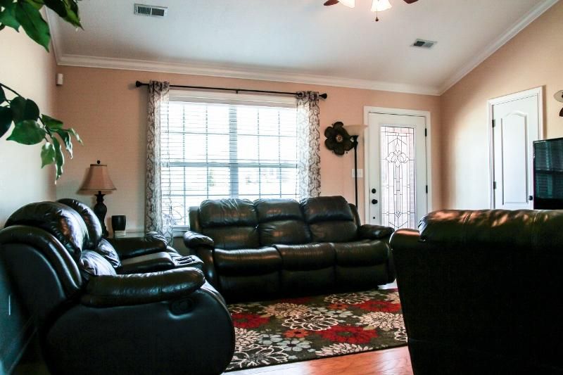 115 Cornerstone Cir, Clinton, TN 37716