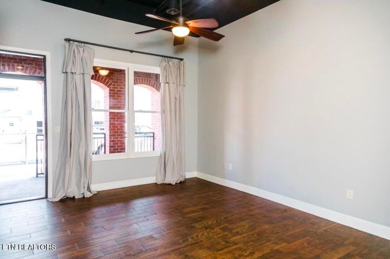 115 E Harper Ave, Maryville, TN 37804