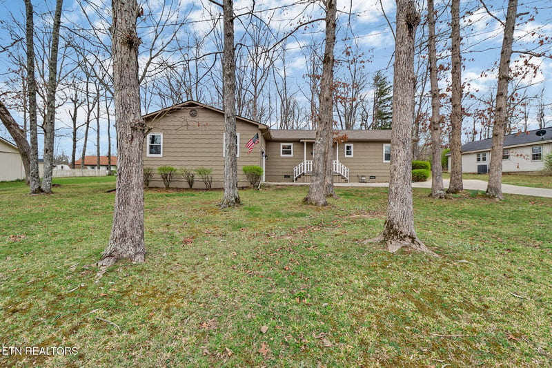 115 Eagle Ln, Crossville, TN 38558