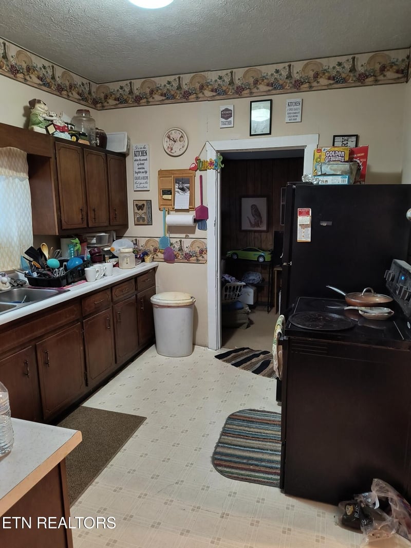 115 Flatview Dr, Speedwell, TN 37870