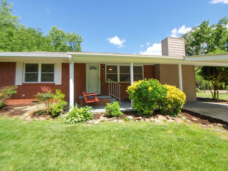115 Independence Ln, Oak Ridge, TN 37830