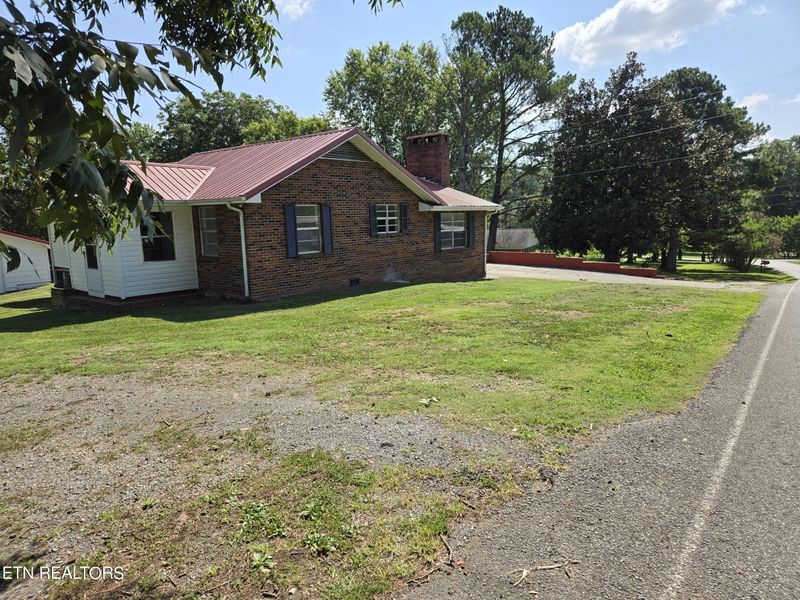115 Maxwell Rd, Madisonville, TN 37354