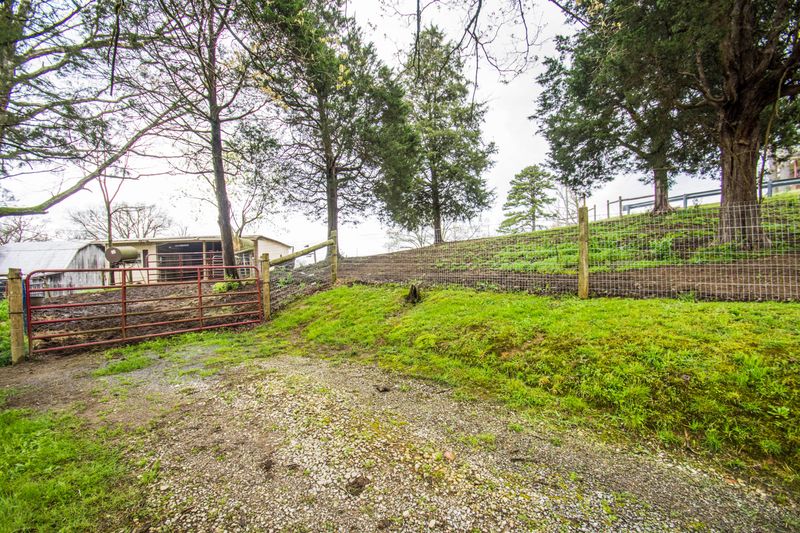115 N Springview Rd, Maryville, TN 37801