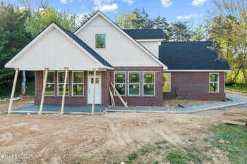 115 Nelson Ln, Clinton, TN 37716
