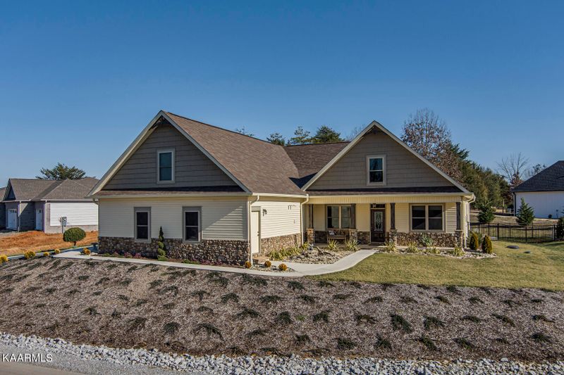 115 Niwodihi Tr, Vonore, TN 37885
