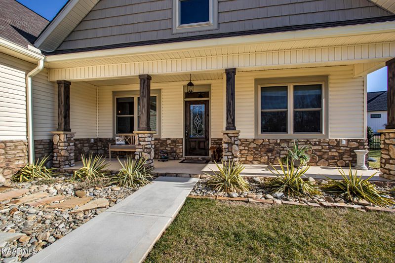 115 Niwodihi Tr, Vonore, TN 37885