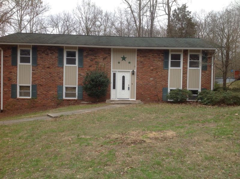 115 Normandy Rd, Oak Ridge, TN 37830