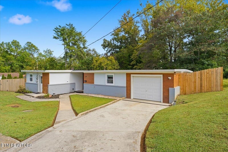 115 Pratt Ln, Oak Ridge, TN 37830