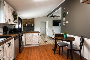 115 Queener St, Jacksboro, TN 37757