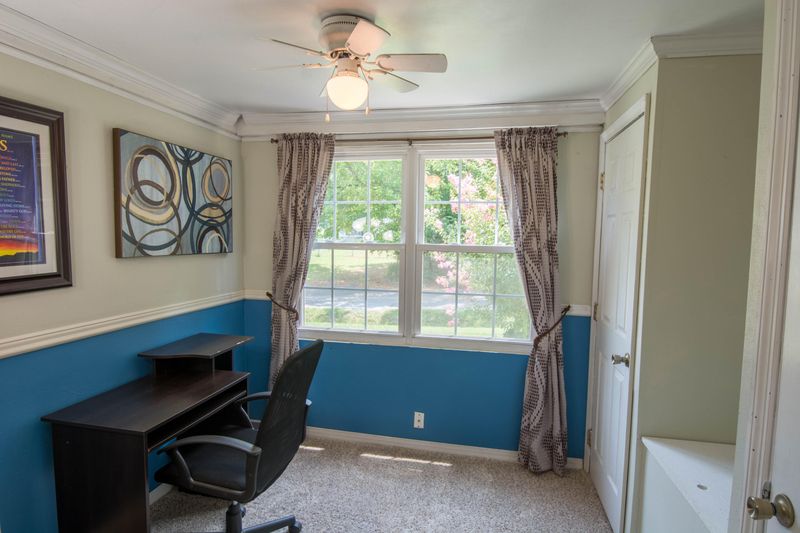 115 Shipman Dr, Knoxville, TN 37918