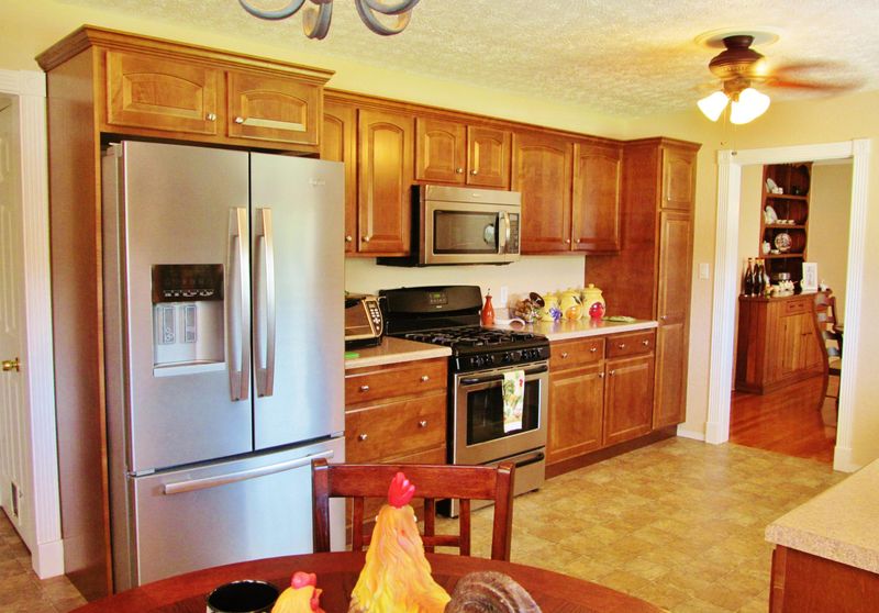 115 Spring St, Wartburg, TN 37887