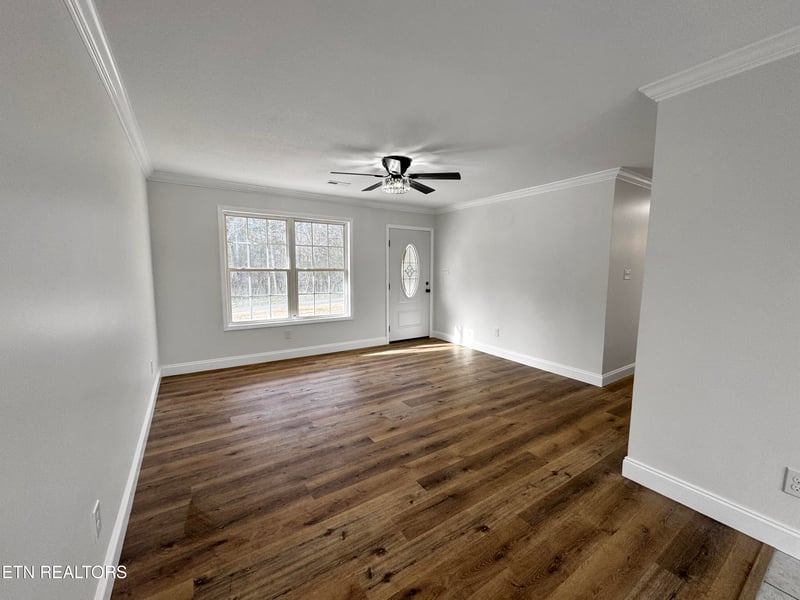 115 Spruce Ln, Kingston, TN 37763