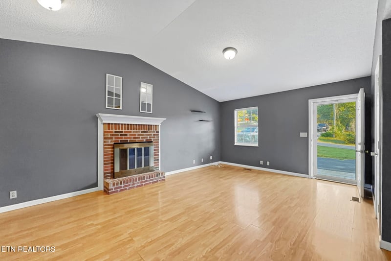 115 Summerset Way, Maynardville, TN 37807