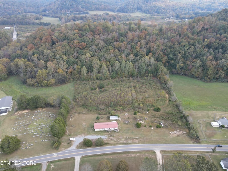 115 Sweetwater Rd, Philadelphia, TN 37846