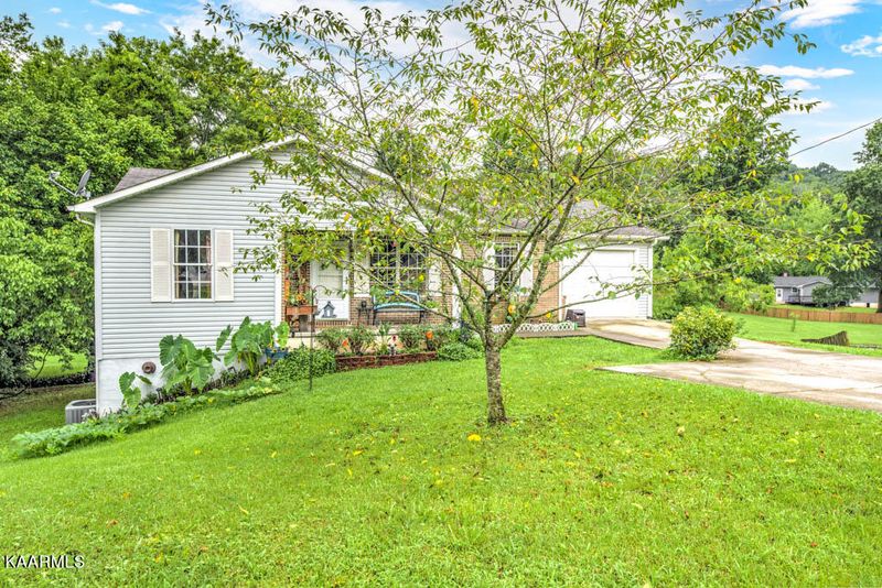 115 Terri Ln, Oak Ridge, TN 37830