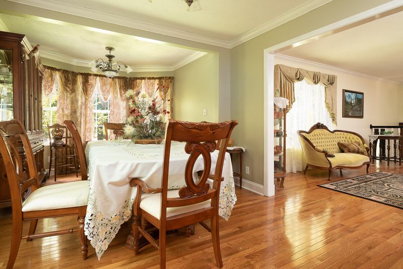115 Timbercrest Dr, Oak Ridge, TN 37830
