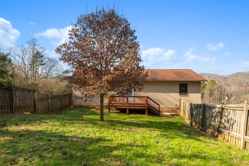 115 Valley View Ln, Heiskell, TN 37754