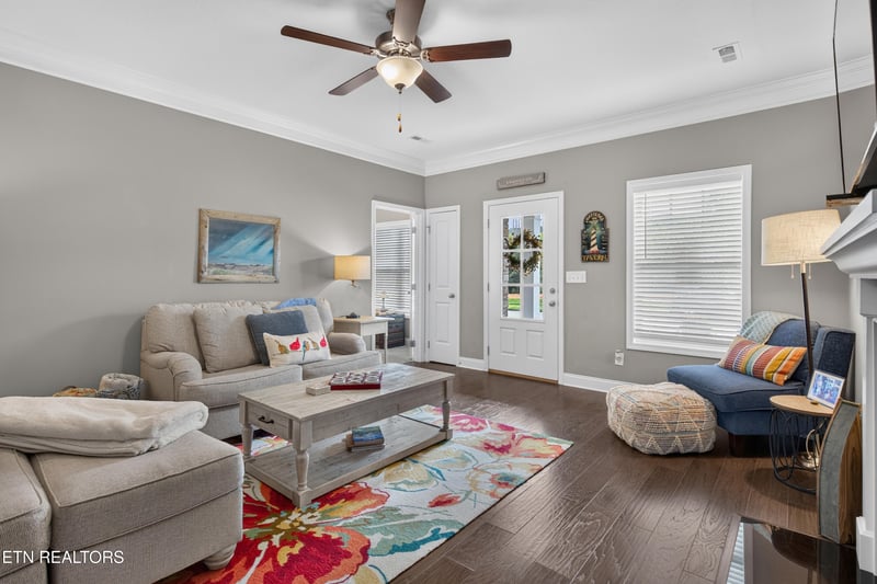 115 W Rarity Ridge Pkwy, Oak Ridge, TN 37830