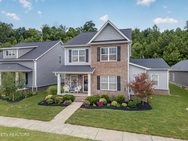 115 W Rarity Ridge Pkwy, Oak Ridge, TN 37830