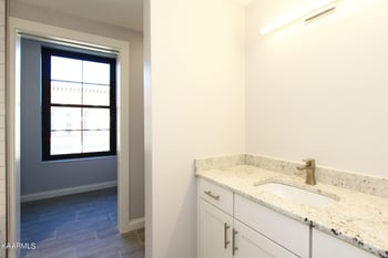 115 Willow Ave #200, Knoxville, TN 37915