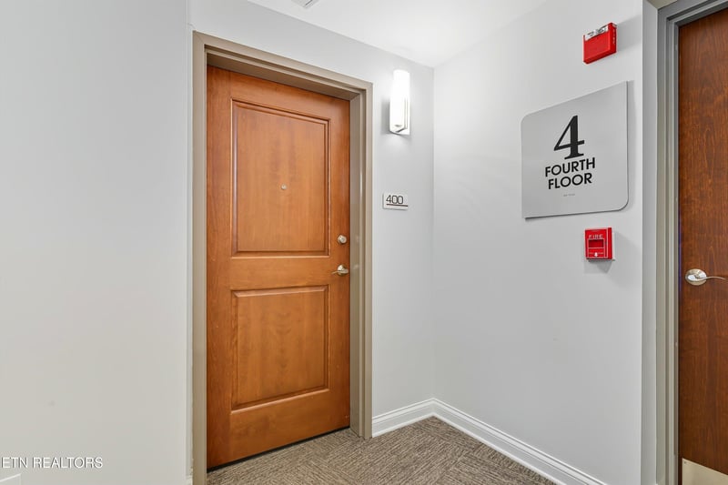 115 Willow Ave #400, Knoxville, TN 37915