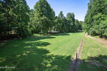 1151 Chestnut Valley Rd, Vonore, TN 37885