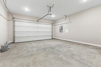 11522 Olympic Valley Dr, Knoxville, TN 37932