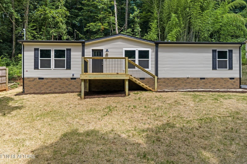 1153 Army St, Knoxville, TN 37920