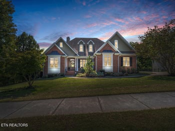 1153 Brighton Dr, Alcoa, TN 37701