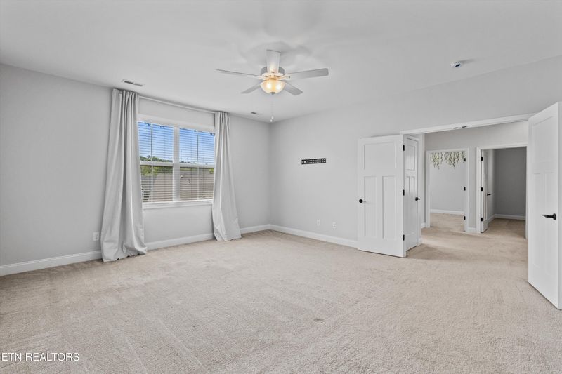 1154 Cedar Break Dr, Knoxville, TN 37932