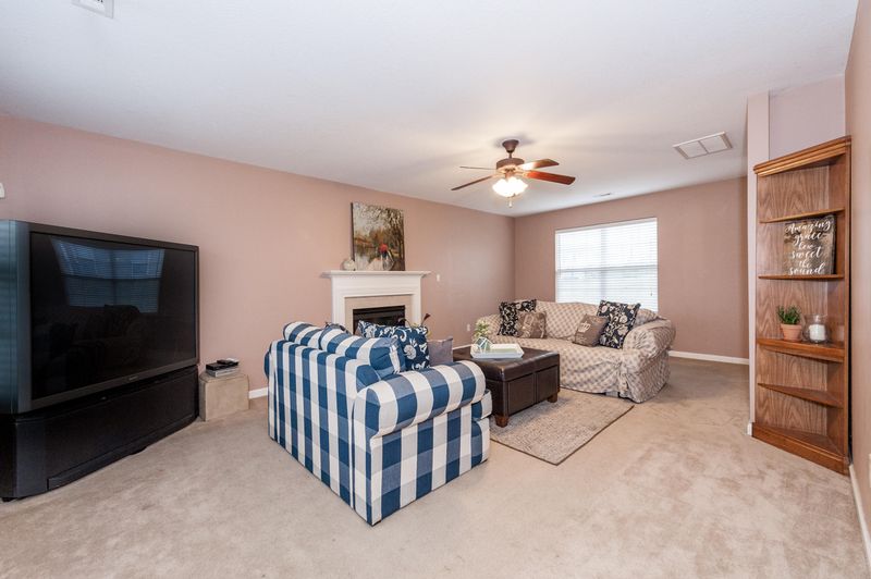 1155 Evelyn Dr, Loudon, TN 37774