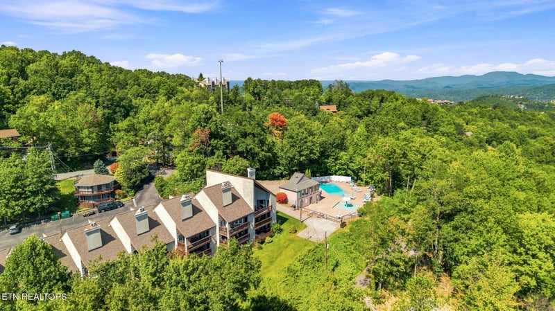1155 Upper Alpine Way #204, Gatlinburg, TN 37738