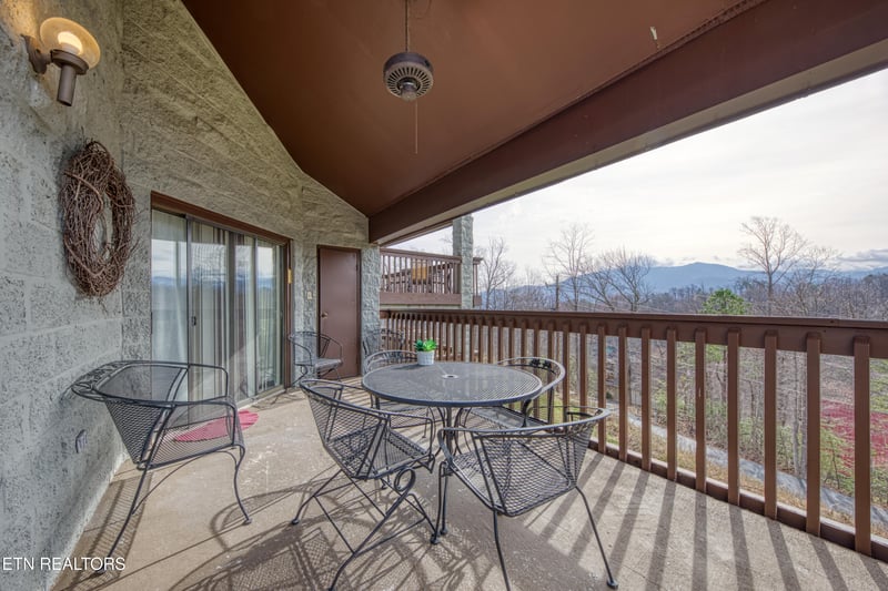 1155 Upper Alpine Way #303, Gatlinburg, TN 37738