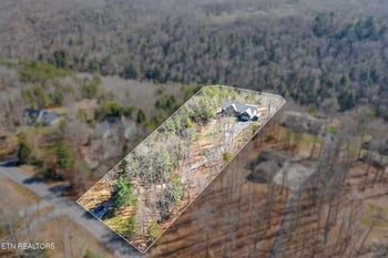 1156 Sunset Ridge Dr, Crossville, TN 38571
