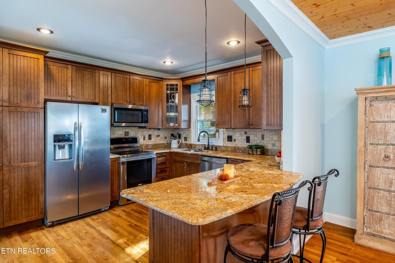 1157 Endsley Ln, Friendsville, TN 37737