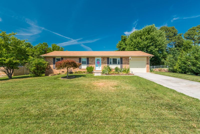 116 Brampton Rd, Knoxville, TN 37934